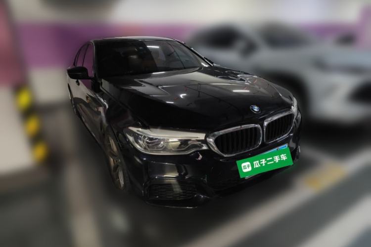 Used BMW 5 Series 2020 525i M Sport Package Front Right 45 Deg