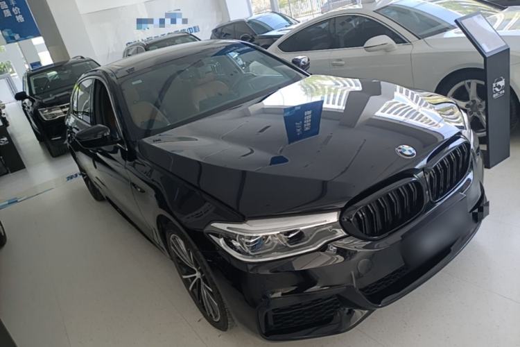 Used BMW 5 Series 2020 530Li Luxury Edition M Sport Package Front Right 45 Deg