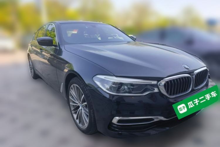 Used BMW 5 Series 2020 525Li Luxury Package Front Right 45 Deg