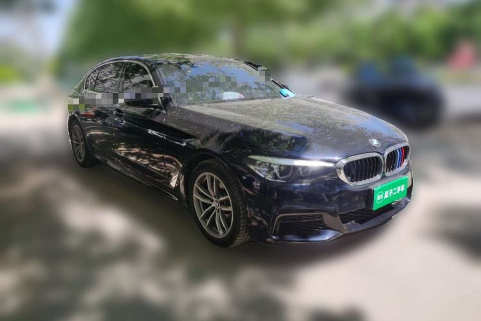 Used BMW 5 Series 2020 525Li M Sport Package Front Right 45 Deg
