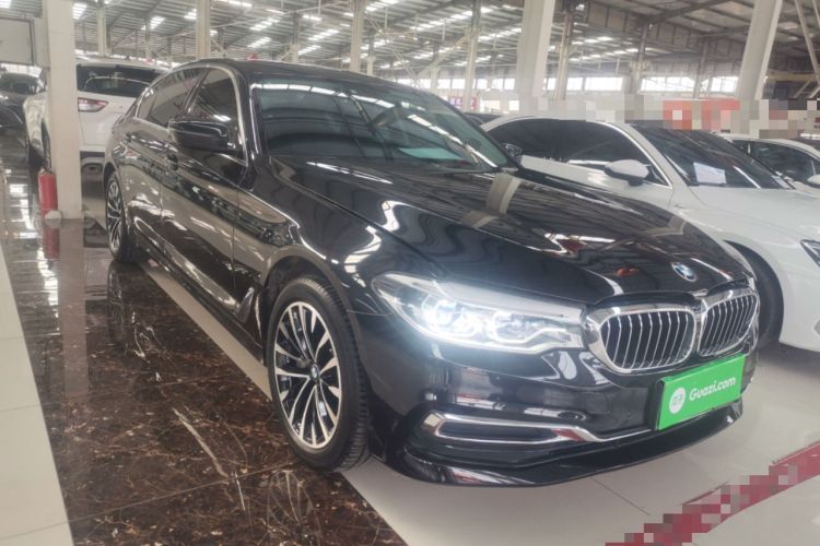 Used BMW 5 Series 2020 530Li xDrive Luxury Package Front Right 45 Deg
