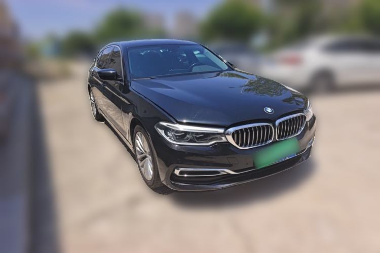 Used BMW 5 Series 2020 530Li xDrive Luxury Package Front Right 45 Deg