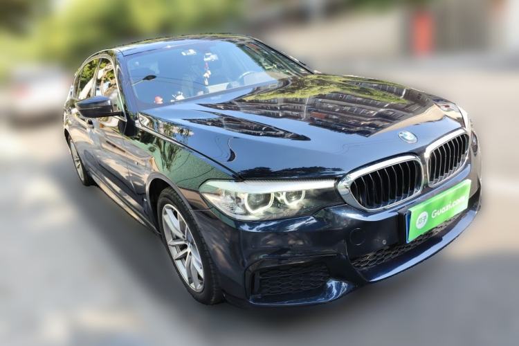 Used BMW 5 Series 2020 525Li M Sport Package Front Right 45 Deg