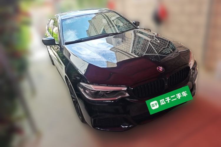 Used BMW 5 Series 2020 530Li Leading Model M Sport Package Front Right 45 Deg