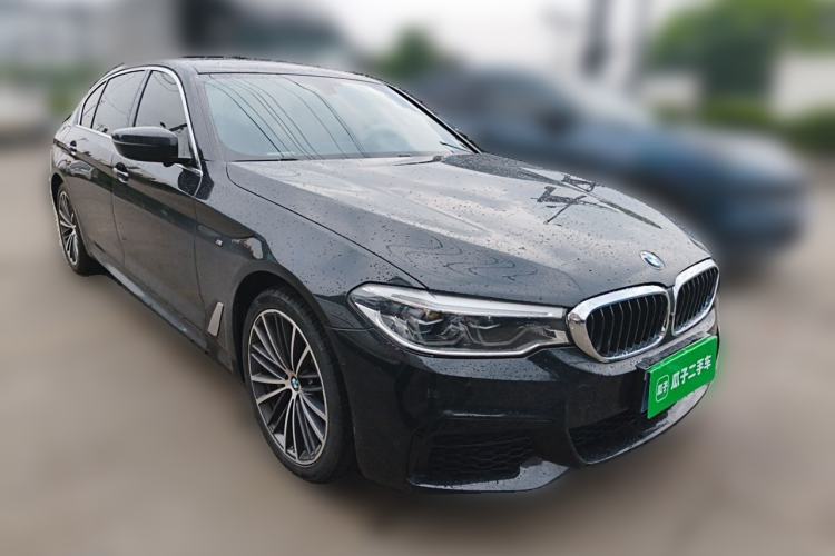 Used BMW 5 Series 2020 530Li Leading Model M Sport Package Front Right 45 Deg
