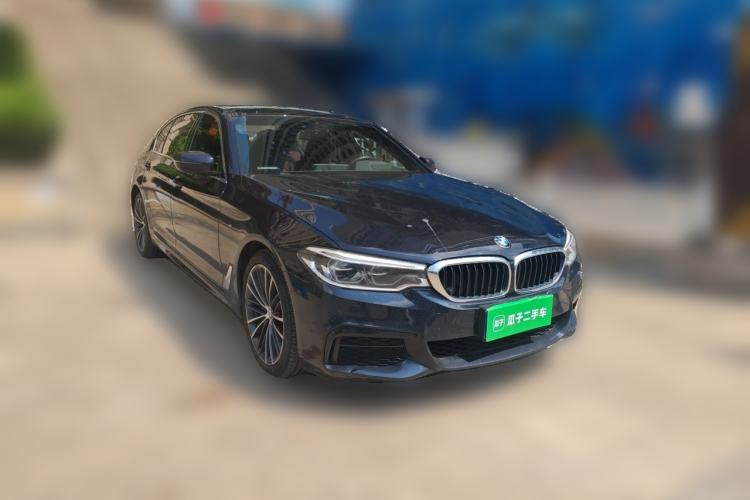 Used BMW 5 Series 2020 530Li Leading Model M Sport Package Front Right 45 Deg
