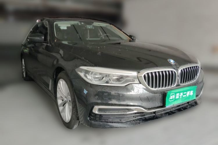 Used BMW 5 Series 2020 530Li Luxury Edition Premium Package Front Right 45 Deg