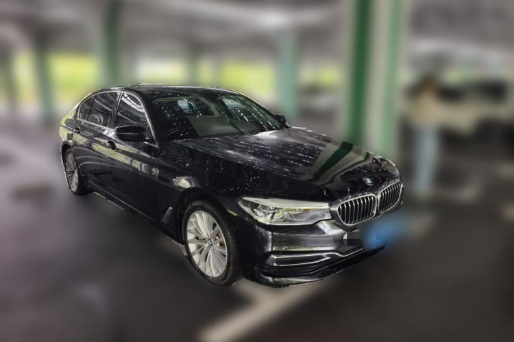 Used BMW 5 Series 2020 530Li Leading Edition Luxury Package Front Right 45 Deg