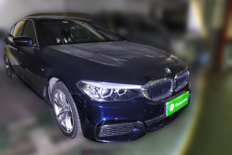 Used BMW 5 Series 2020 525Li M Sport Package Front Right 45 Deg