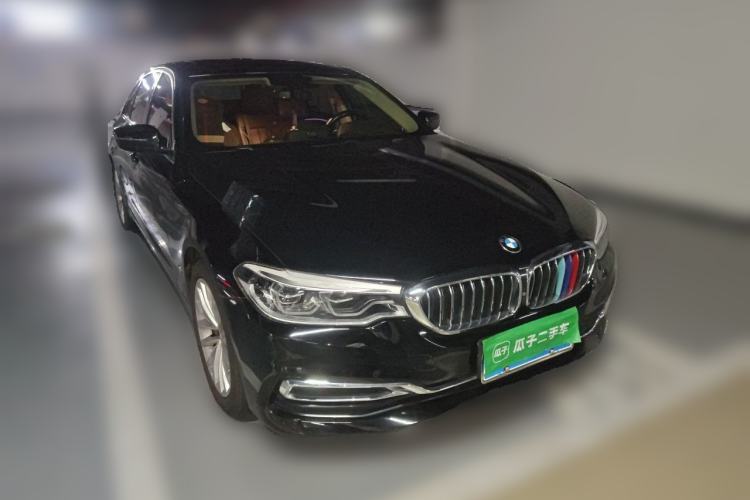 Used BMW 5 Series 2020 530Li Luxury Edition Premium Package Front Right 45 Deg