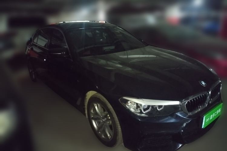 Used BMW 5 Series 2020 525Li M Sport Package Front Right 45 Deg