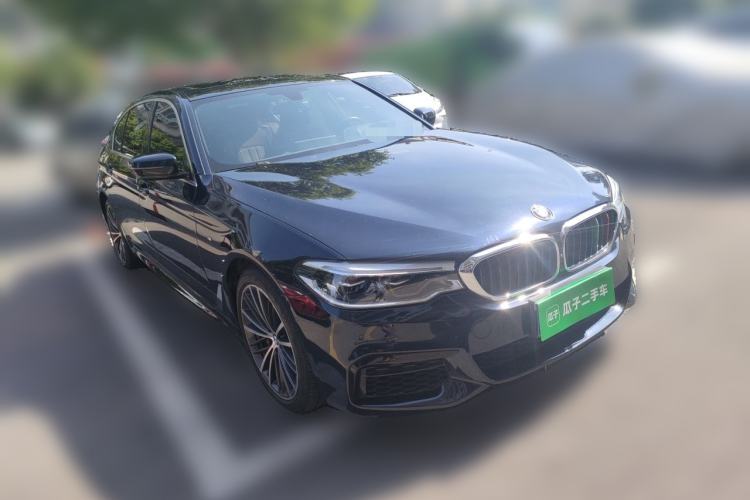 Used BMW 5 Series 2020 530Li Leading Model M Sport Package Front Right 45 Deg