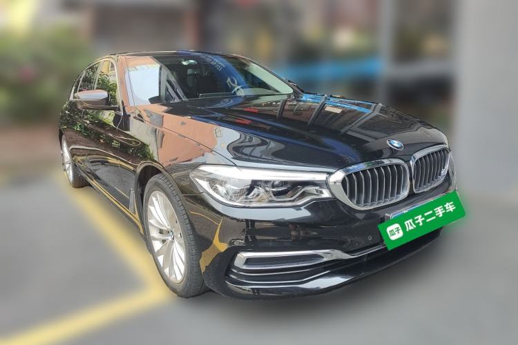 Used BMW 5 Series 2020 530Li Leading Edition Luxury Package Front Right 45 Deg