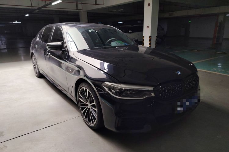 Used BMW 5 Series 2020 530Li Leading Model M Sport Package Front Right 45 Deg