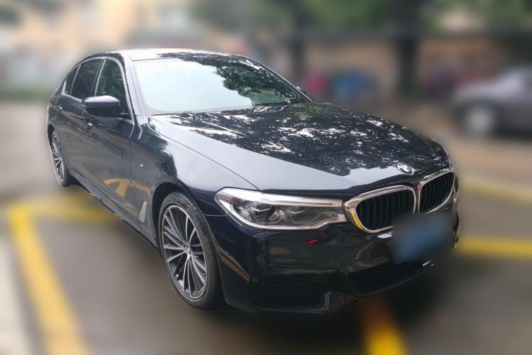 Used BMW 5 Series 2020 530Li Leading Model M Sport Package Front Right 45 Deg