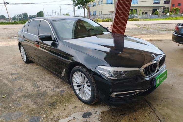 Used BMW 5 Series 2020 525Li Luxury Package Front Right 45 Deg