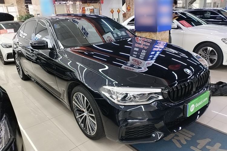 Used BMW 5 Series 2020 530Li Leading Model M Sport Package Front Right 45 Deg