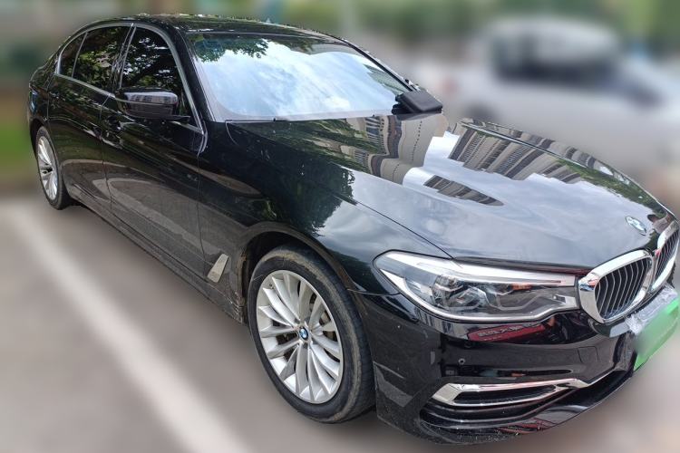 Used BMW 5 Series 2020 530Li Leading Edition Luxury Package Front Right 45 Deg