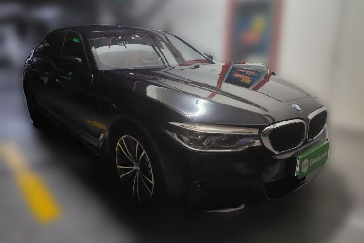 Used BMW 5 Series 2020 530Li Leading Model M Sport Package Front Right 45 Deg