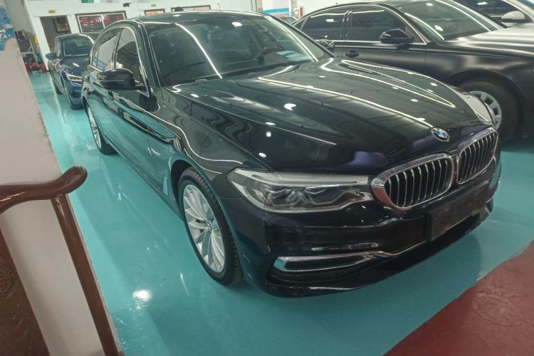 Used BMW 5 Series 2020 530Li Leading Edition Luxury Package Front Right 45 Deg