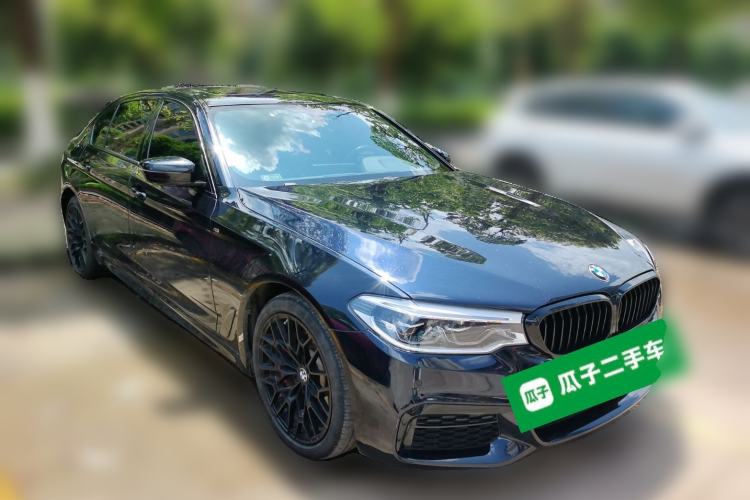 Used BMW 5 Series 2020 530Li Leading Model M Sport Package Front Right 45 Deg