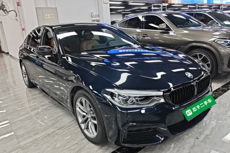 Used BMW 5 Series 2020 525i M Sport Package Front Right 45 Deg