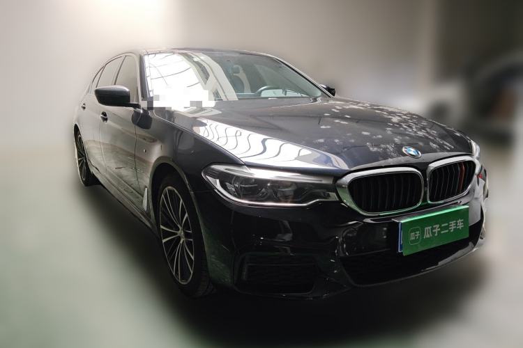 Used BMW 5 Series 2020 530Li Leading Model M Sport Package Front Right 45 Deg