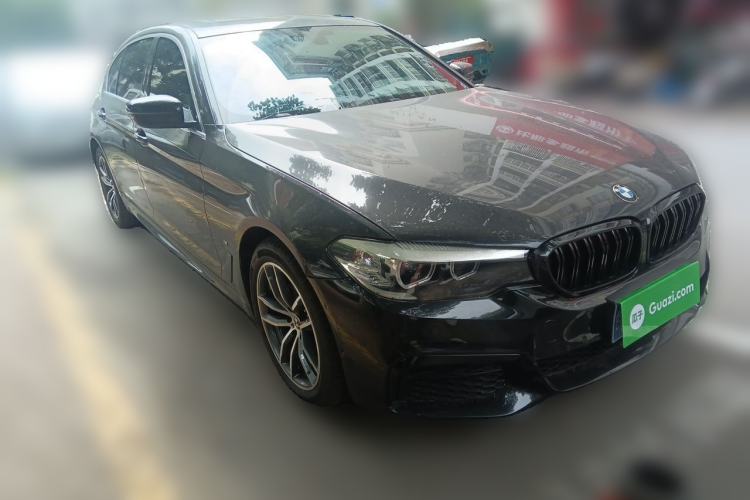Used BMW 5 Series 2020 525Li M Sport Package Front Right 45 Deg