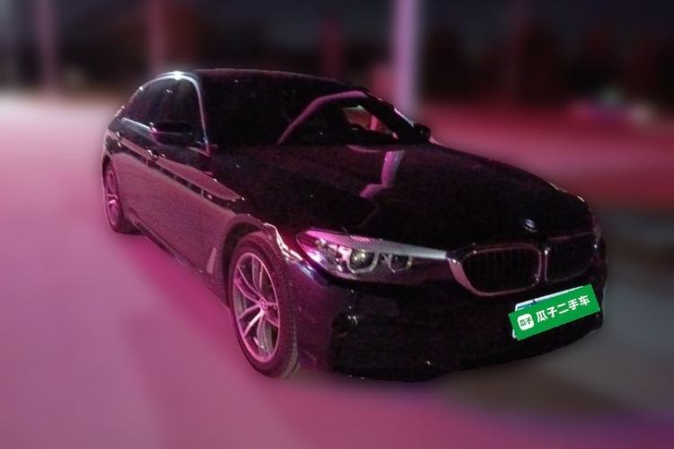 Used BMW 5 Series 2020 525Li M Sport Package Front Right 45 Deg
