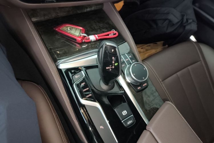 Used BMW 5 Series 2020 525Li M Sport Package Gear Lever