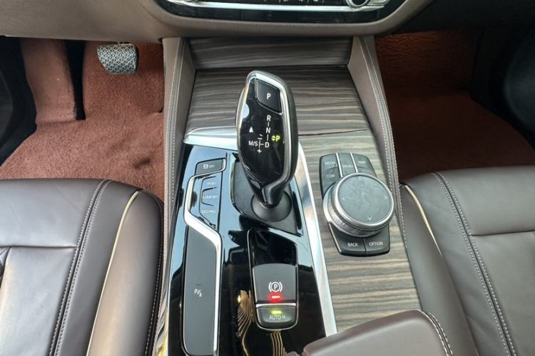 Used BMW 5 Series 2020 530Li Leading Edition Luxury Package Gear Lever