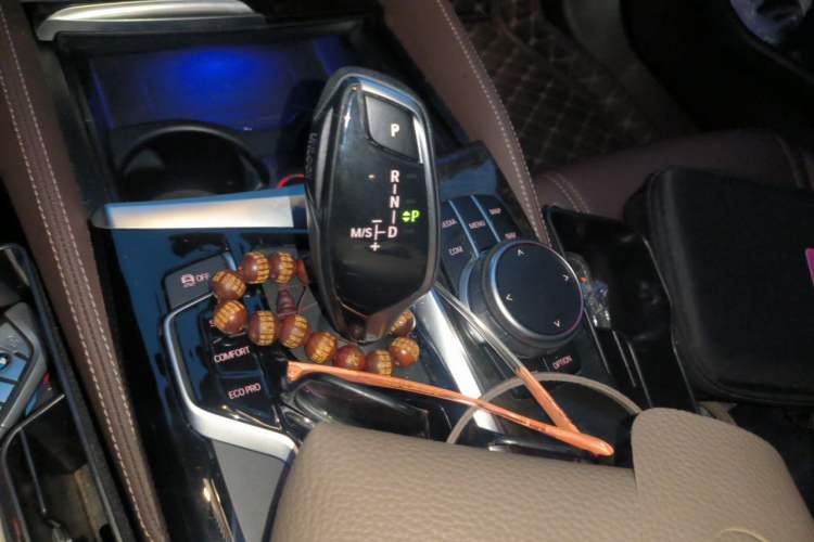 Used BMW 5 Series 2020 525Li M Sport Package Gear Lever