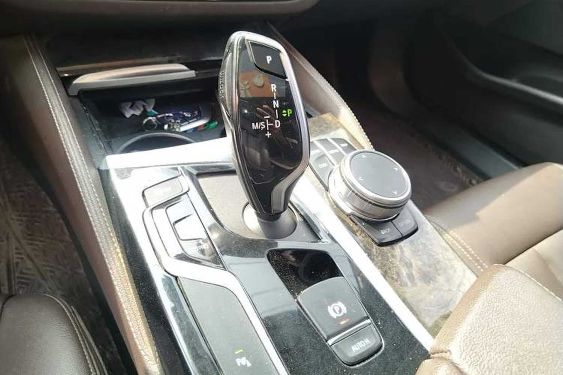 Used BMW 5 Series 2020 525Li M Sport Package Gear Lever