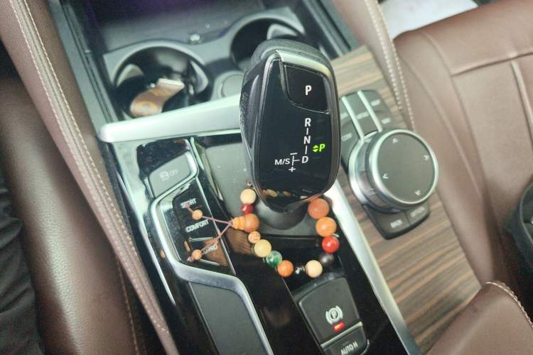Used BMW 5 Series 2020 530Li Leading Edition Luxury Package Gear Lever
