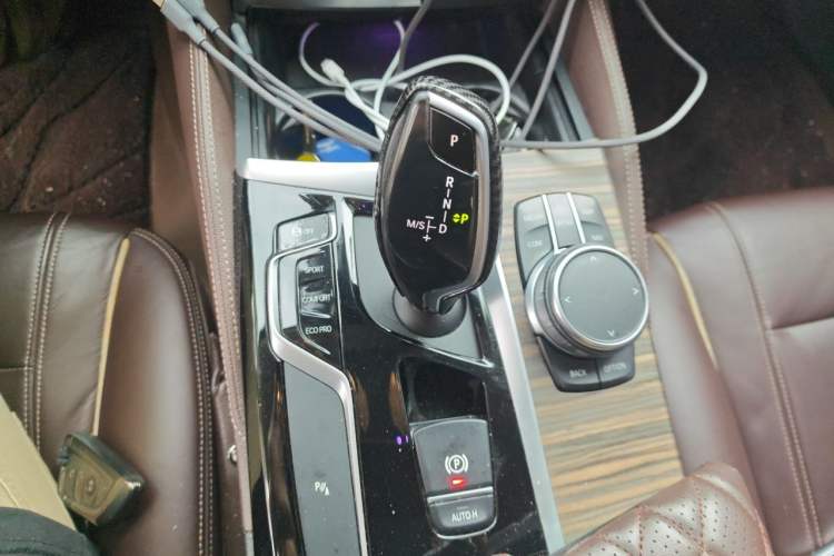 Used BMW 5 Series 2020 530Li Leading Edition Luxury Package Gear Lever
