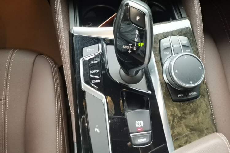 Used BMW 5 Series 2020 525Li M Sport Package Gear Lever