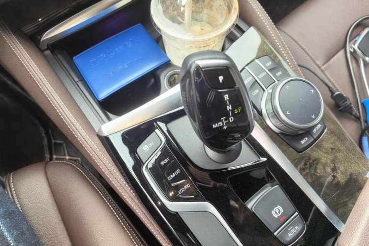 Used BMW 5 Series 2020 525Li M Sport Package Gear Lever