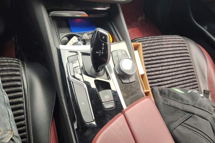 Used BMW 5 Series 2020 530Li Leading Model M Sport Package Gear Lever