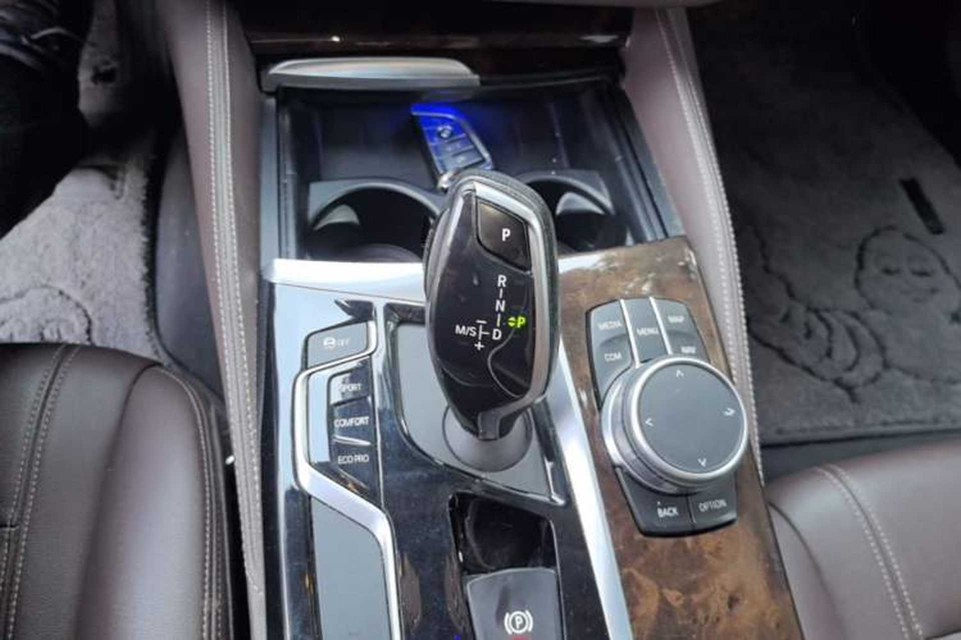 Used BMW 5 Series 2020 525Li Luxury Package Gear Lever