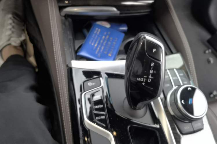 Used BMW 5 Series 2020 525Li M Sport Package Gear Lever