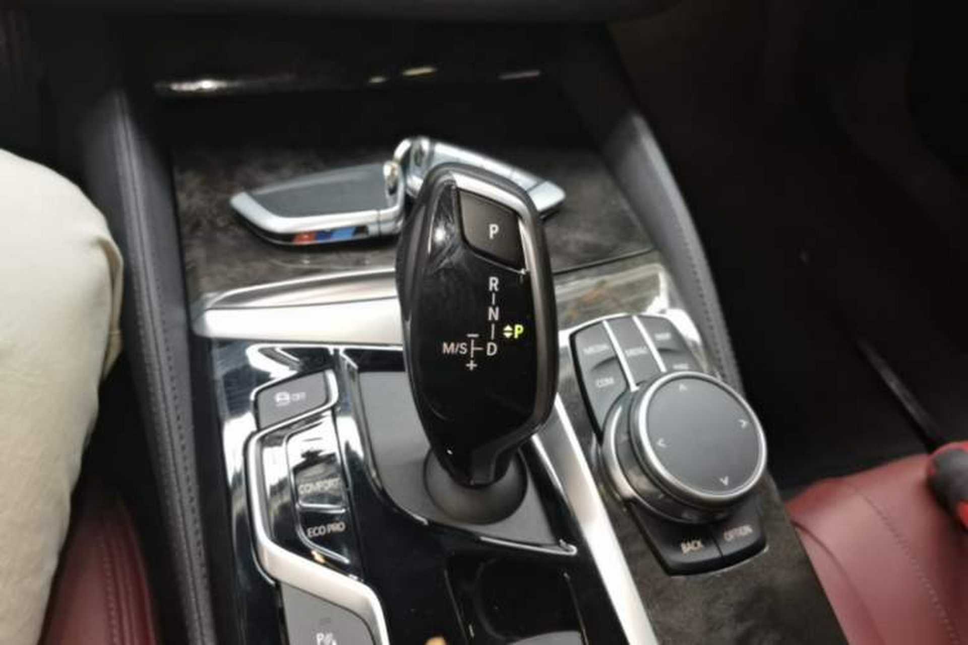 Used BMW 5 Series 2020 530Li Luxury Edition M Sport Package Gear Lever