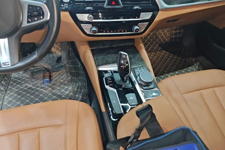 Used BMW 5 Series 2020 530Li xDrive M Sport Package Gear Lever