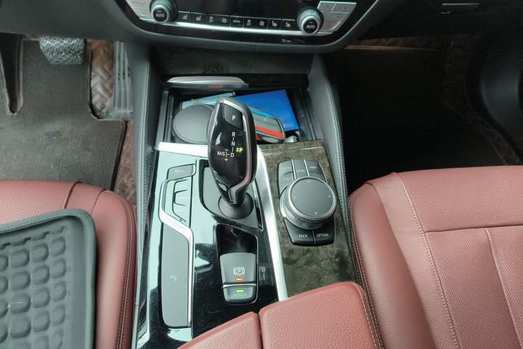 Used BMW 5 Series 2020 530Li Leading Model M Sport Package Gear Lever
