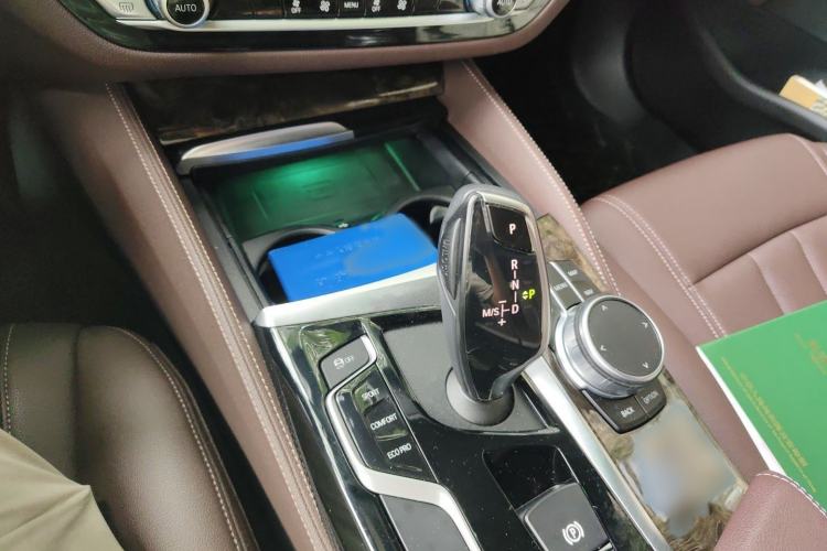 Used BMW 5 Series 2020 525Li M Sport Package Gear Lever
