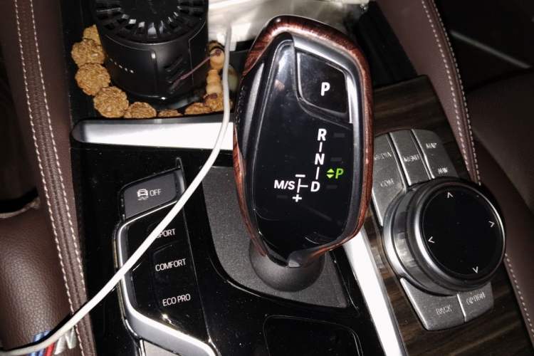 Used BMW 5 Series 2020 530Li Luxury Edition Premium Package Gear Lever