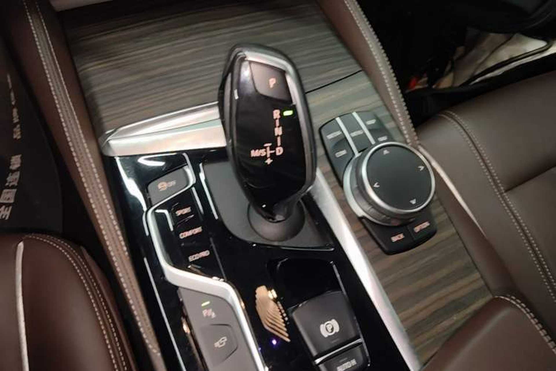 Used BMW 5 Series 2020 530Li Leading Edition Luxury Package Gear Lever