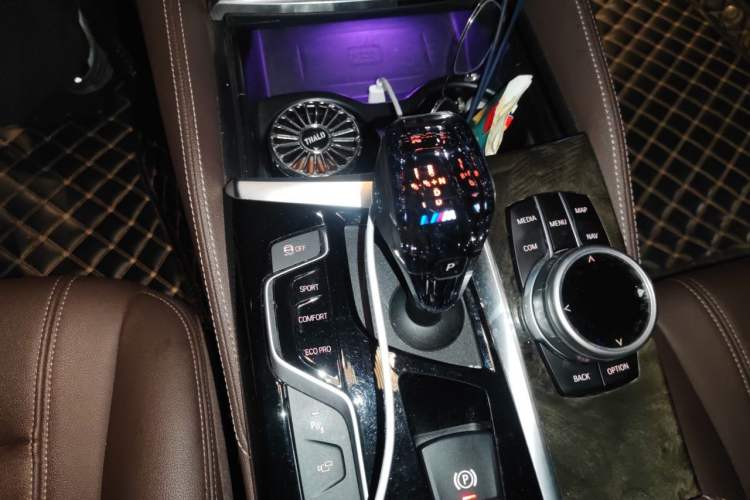 Used BMW 5 Series 2020 525Li M Sport Package Gear Lever