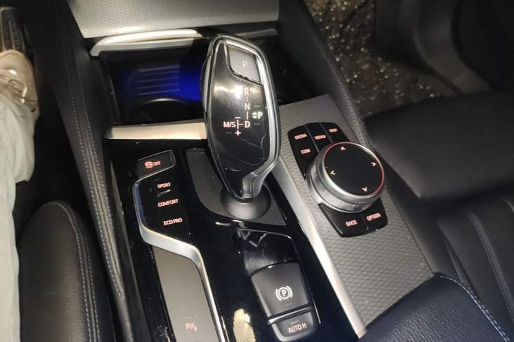 Used BMW 5 Series 2020 525i M Sport Package Gear Lever