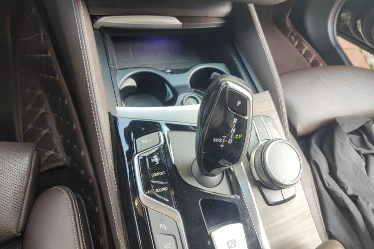 Used BMW 5 Series 2020 530Li Luxury Edition Premium Package Gear Lever