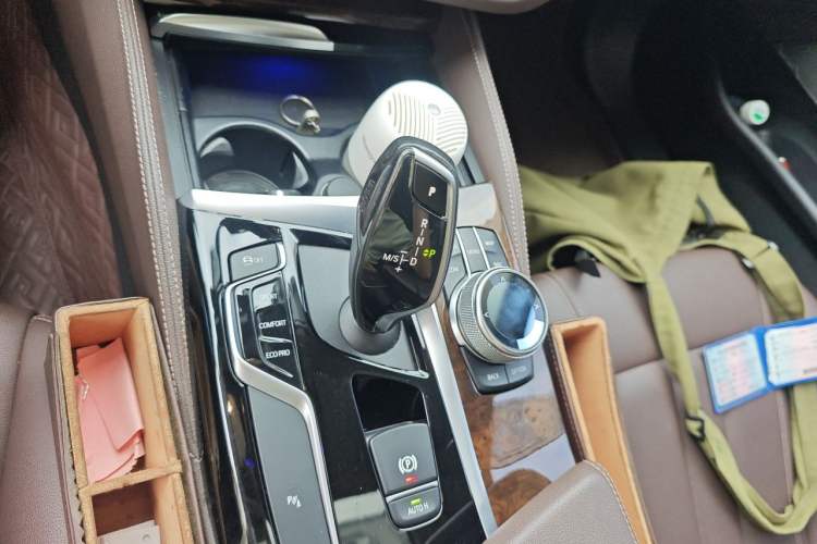Used BMW 5 Series 2020 525Li Luxury Package Gear Lever